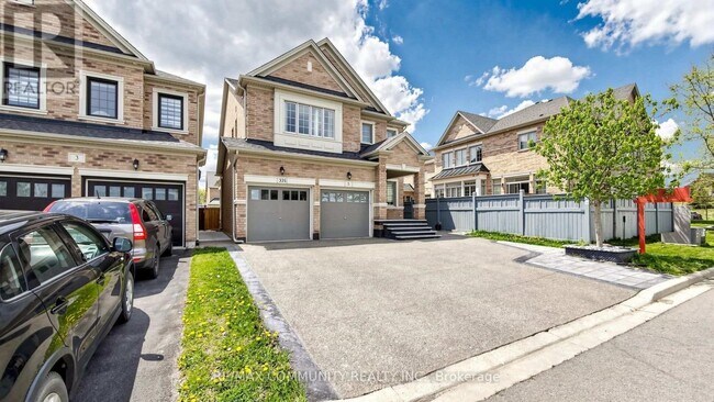 Photo - 5 Mugford Cres
