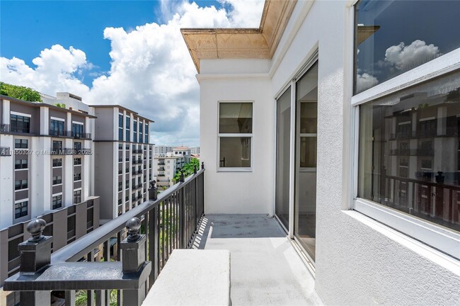 Photo - 4100 Salzedo St Unit 919
