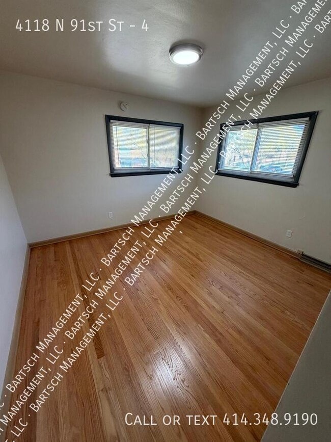 Photo - 4118 N 91st St Unit 4