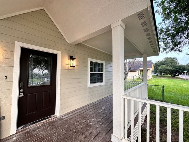 Photo - 3 Bed House Close to Historical Downtown Bryan