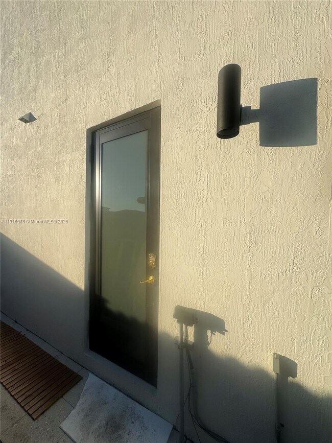 Photo - 22712 SW 129th Ave Apartment Unit 1