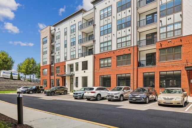 Photo - 106 Saint Ives Pl