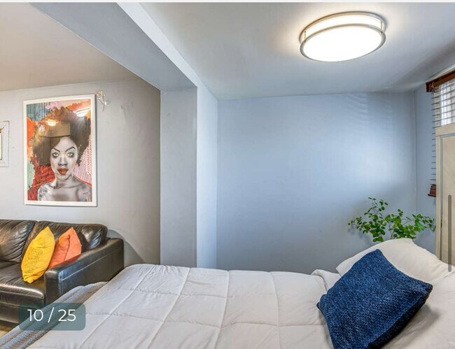 Photo - 8136 S Kedzie Ave Unidad 102