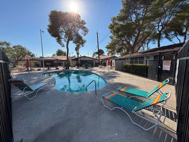 Photo - Stunning 3bed/2bath home nestled in a grea...