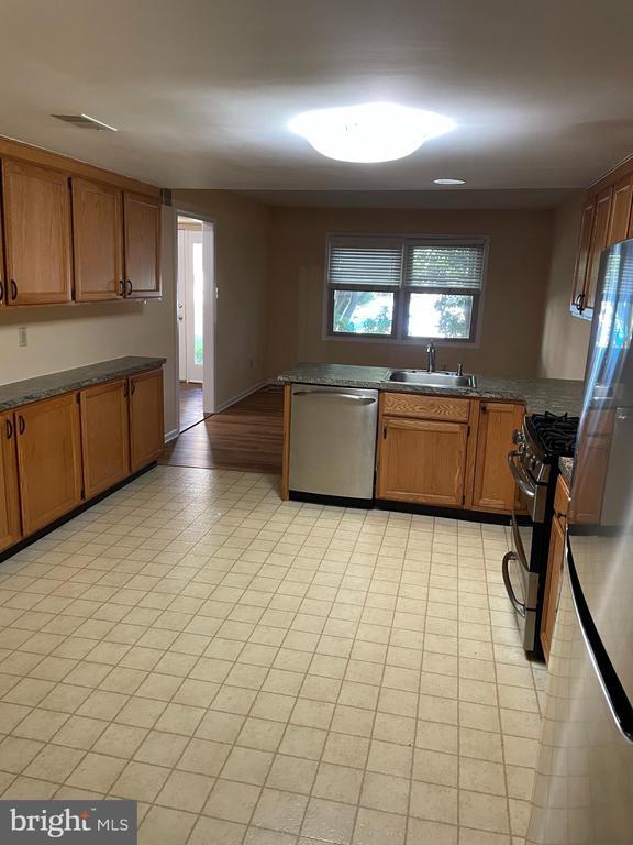 Building Photo - 107 Reveille Rd Rental