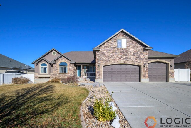 Beautiful Home in Woods Cross UT! - Beautiful Home in Woods Cross UT!