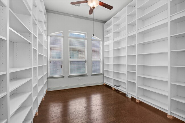 Photo - 1644 Longwood Glen Ln