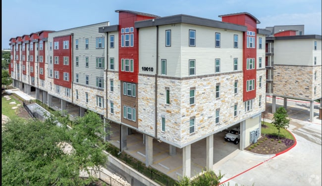 Building Photo - 10010 N Capital of Texas Hwy Unit #10010