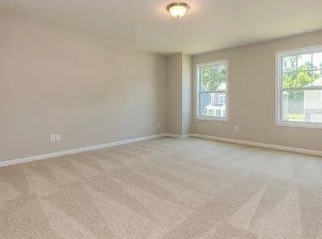 Photo - 507 Nouvelle Dr