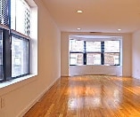 Building Photo - 105 Jersey St Unit T3