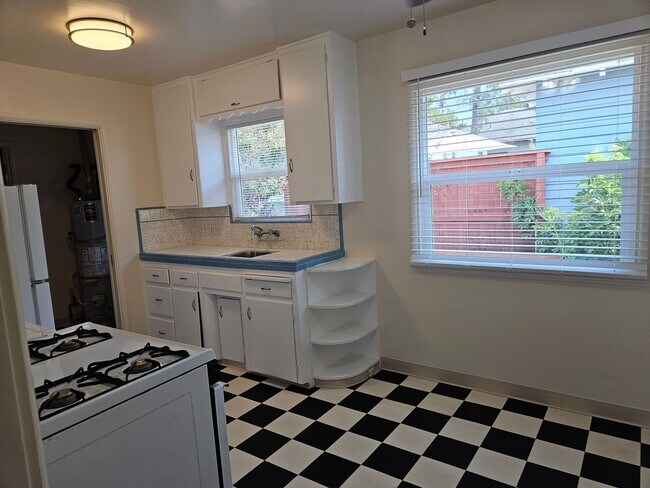 244 to 250 - Charming Retro Cottages