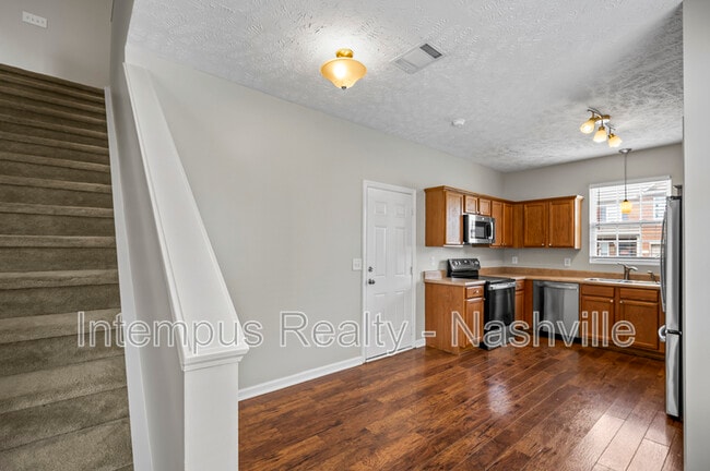 Photo - 8619 Altesse Way