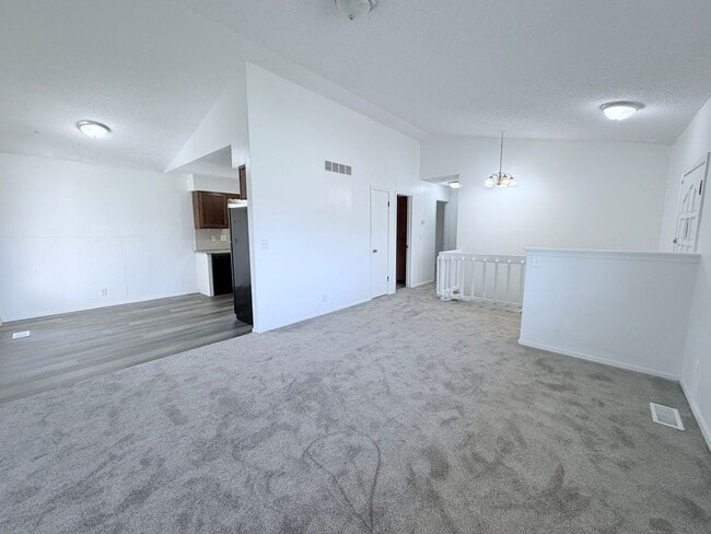 Photo - 2 bed and 2 bonus rooms!!