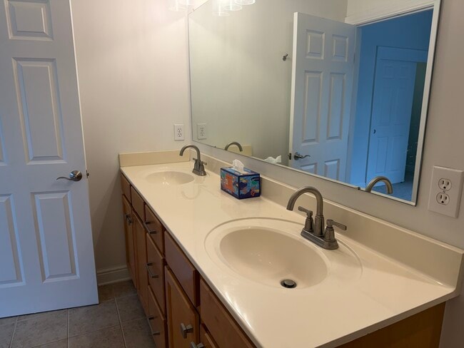 Photo - 1400 Lower Green Cir Unit 1400 Lower Green Circle