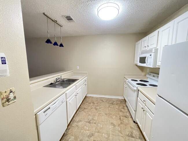 Photo - 495 Keystone Rd