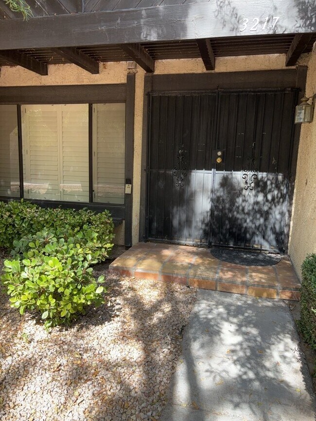 "Spacious 3Bedroom Oasis with 1.5 Baths i... Apartment Las Vegas, NV