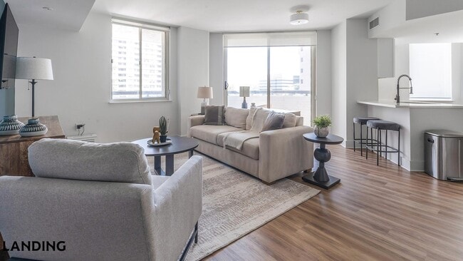 Photo - 1221 S Eads St Unit 01-0517