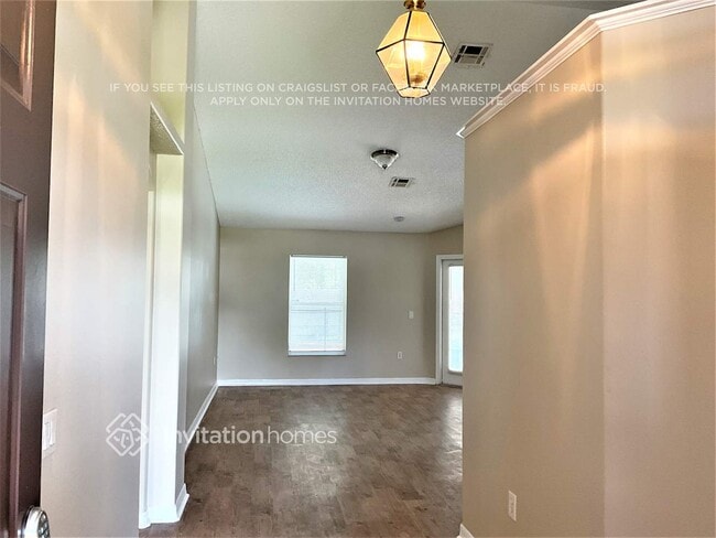 Photo - 317 Clermont Dr