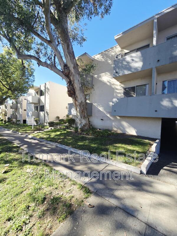 Photo - 345 E Tujunga Ave Unit M