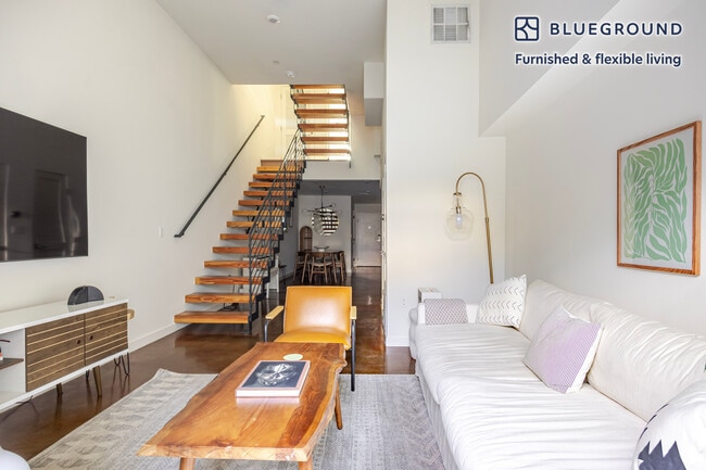 Photo - 654 N Virgil Ave Unit FL3-ID1371