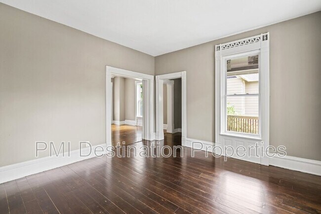 Photo - 718 Prospect St