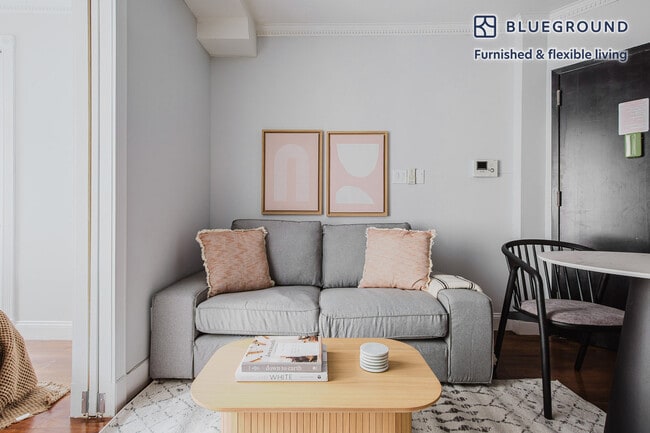 Photo - 437 W 53rd St Unit FL2-ID1700