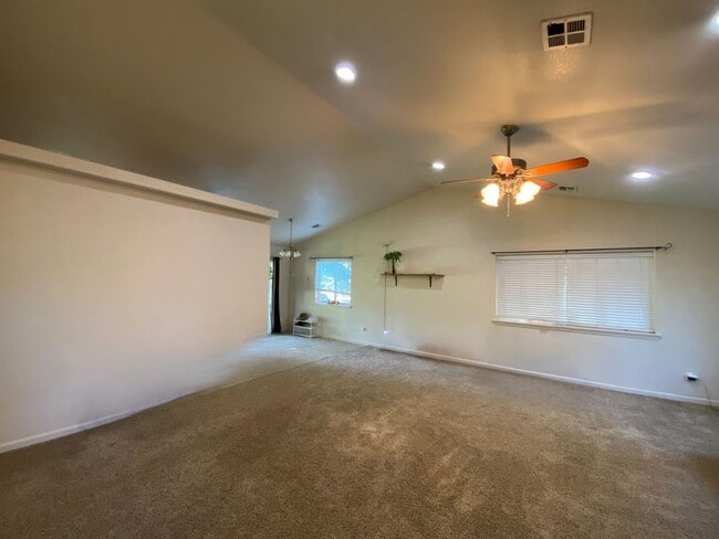 101 Barron Ct