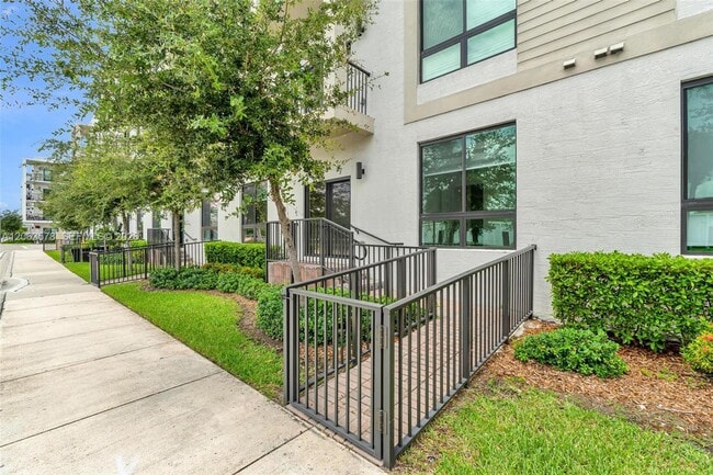 Photo - 8167 NW 41st St Unidad E-110