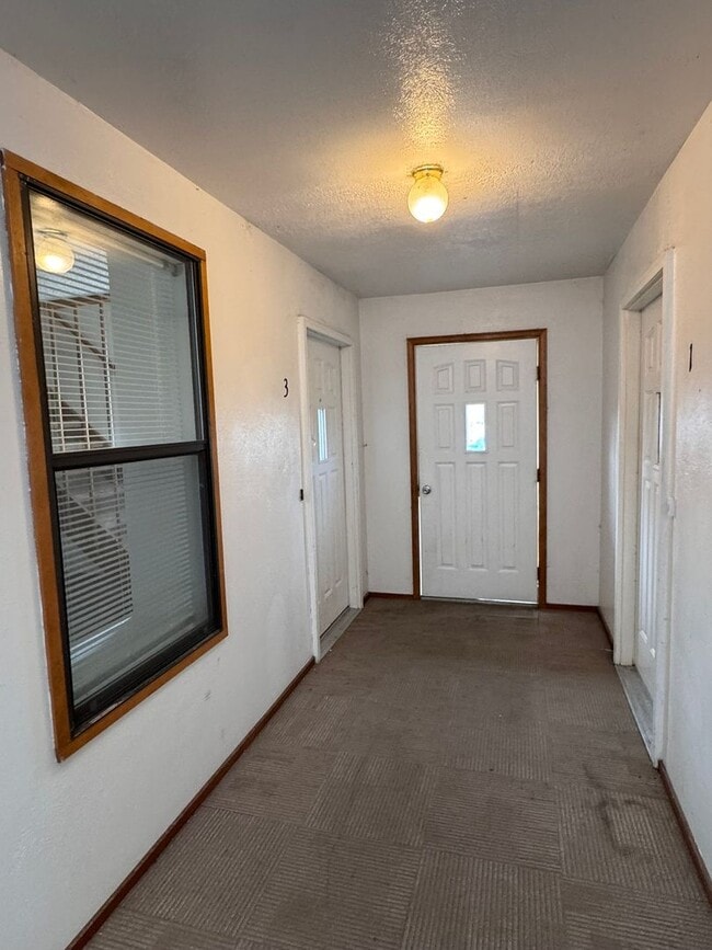 Photo - Sunny and Cute 2 Story, 2Bed, 1.5Bath Townhouse in Grand Junction!!!!