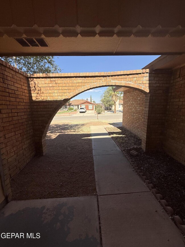 Photo - 1670 Jones Ln