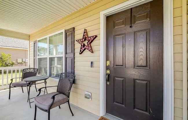 323 Winchester Dr