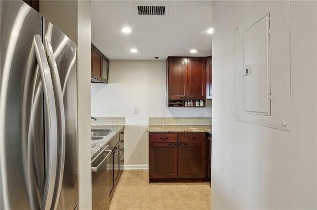 Photo - 1130 Piedmont Ave NE