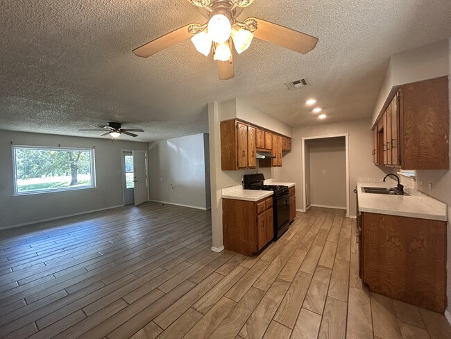 Photo - 19157 Richardson Ln