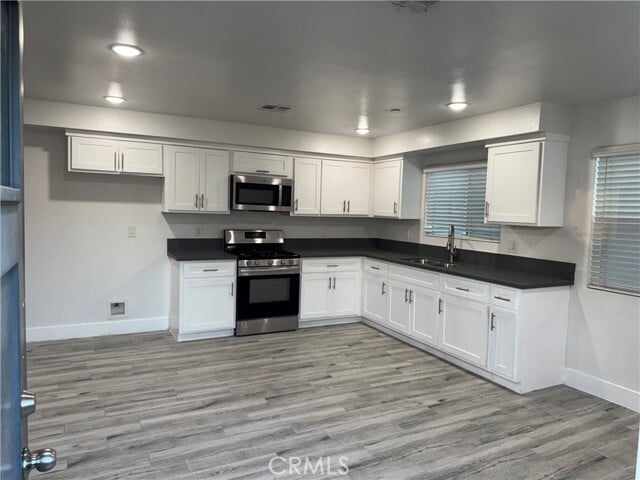 Photo - 1645-1259 259th St