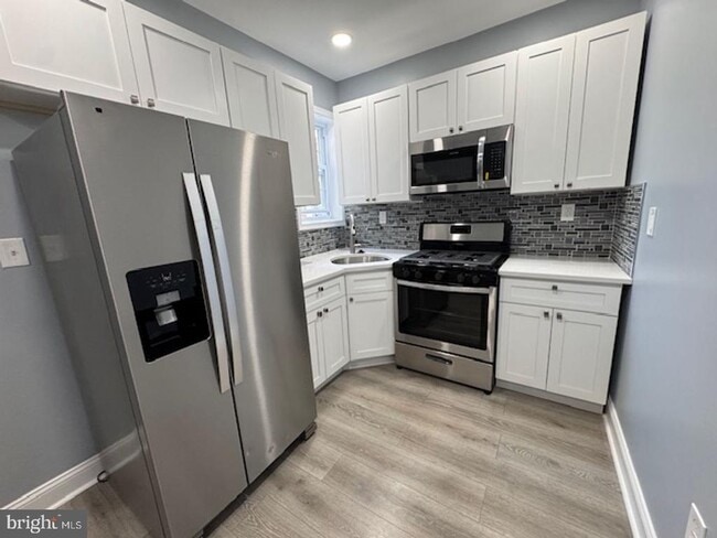 Photo - 6634 Leeds St Unit 2