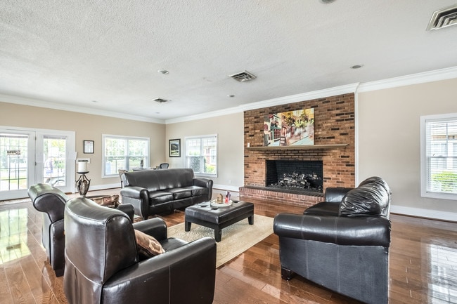 Photo - Cherry Court Apartments