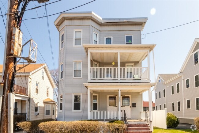 Building Photo - 876 Adams St Unit 1 Rental