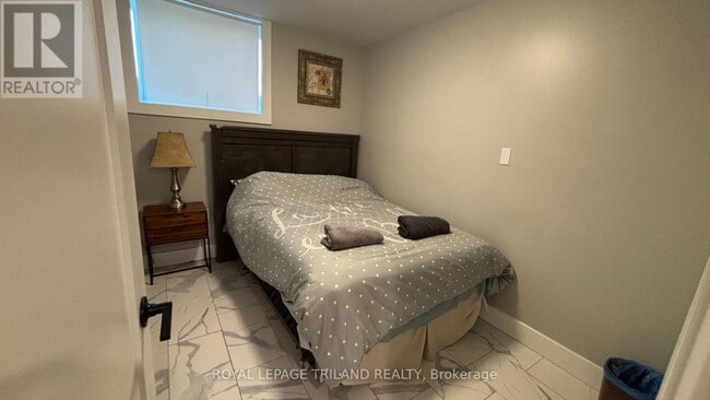 Photo - 325 George St Unit 4
