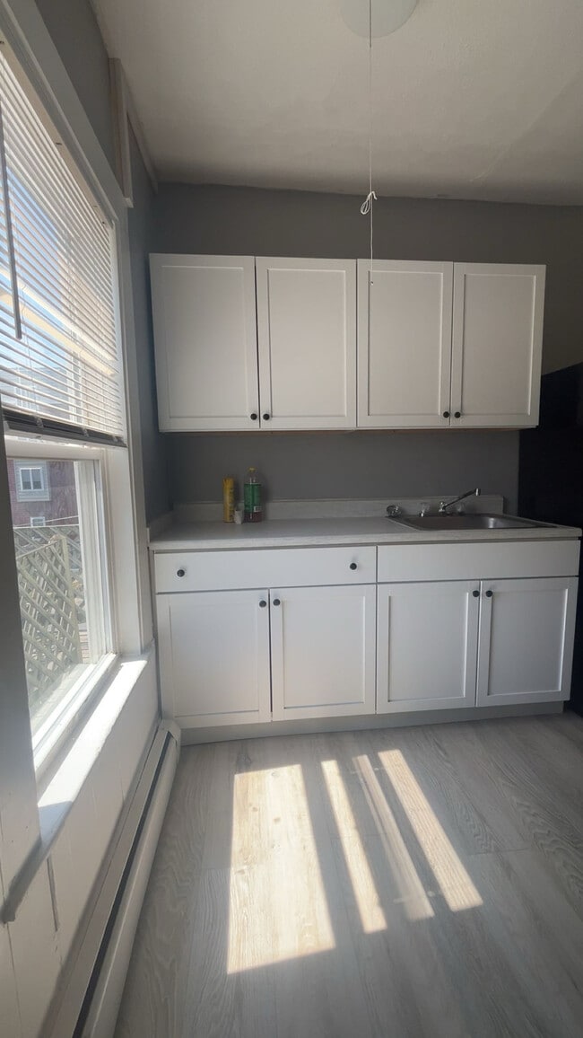 Photo - 25 Maine Ave Unit 3L