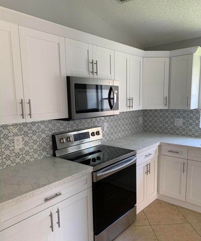 Photo - 1436 Waterway Cove Dr