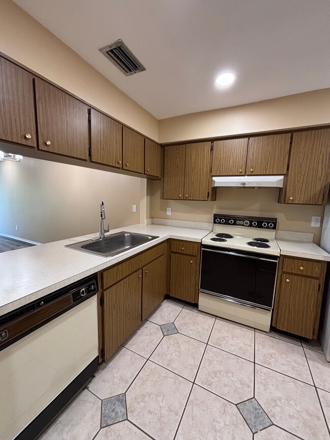 Photo - 2 Bed/2 Bath