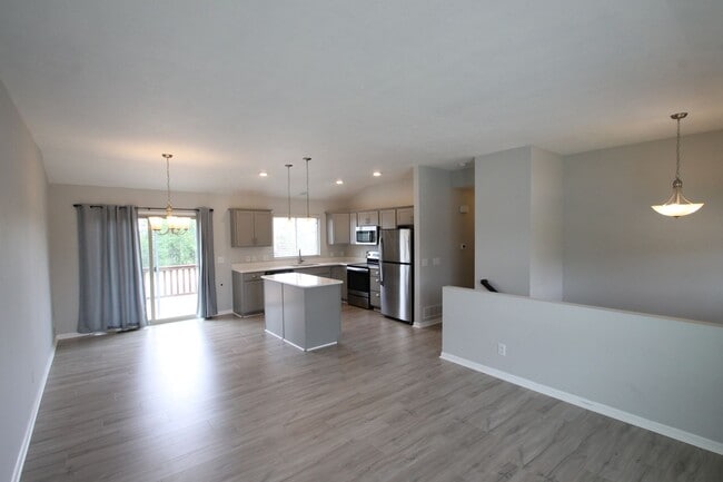 Photo - Fall Move In Special!!! 1/2 Off 1st Month...