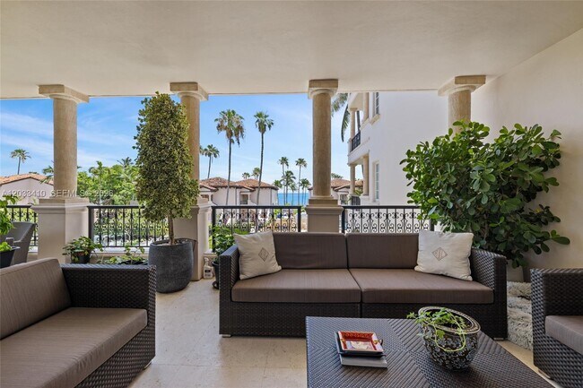 19122 Fisher Island Dr Unit 19122