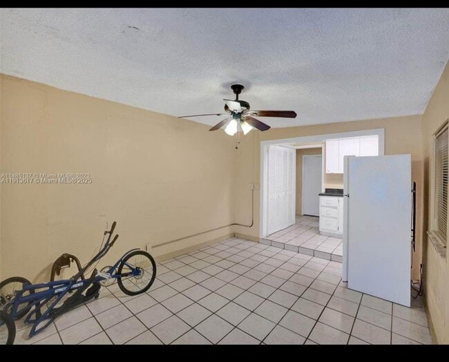 Photo - 8471 NW 10th St