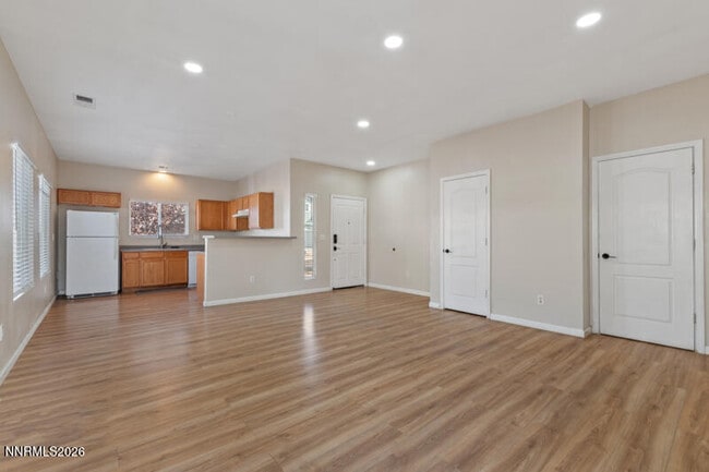 Photo - 9435 Stoney Creek Way