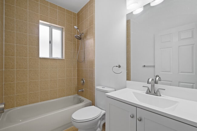 Photo - 1180 NE 41st Ave