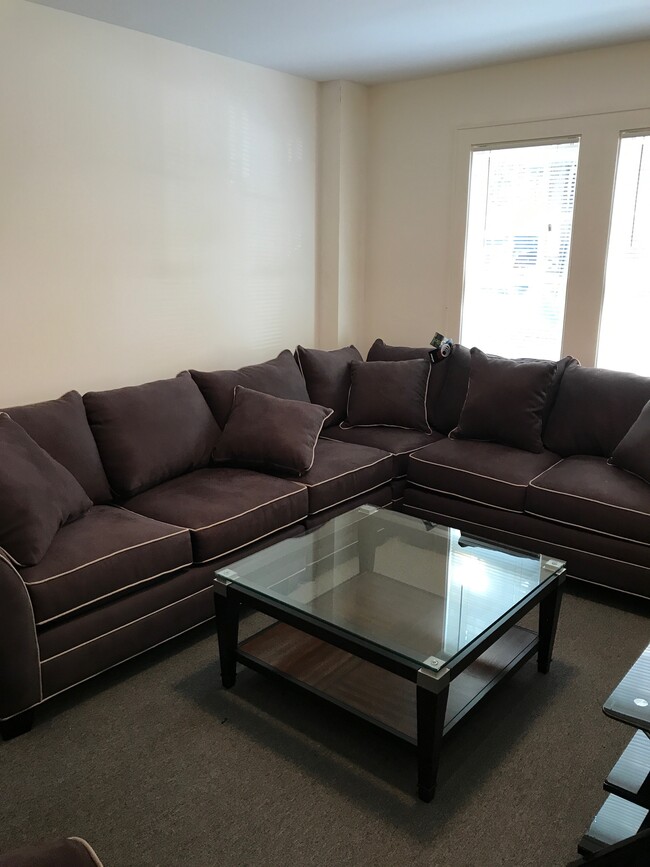 Photo - 114 Highland Pl