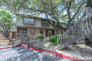 Building Photo - 11815 Vance Jackson Rd Unit 2404