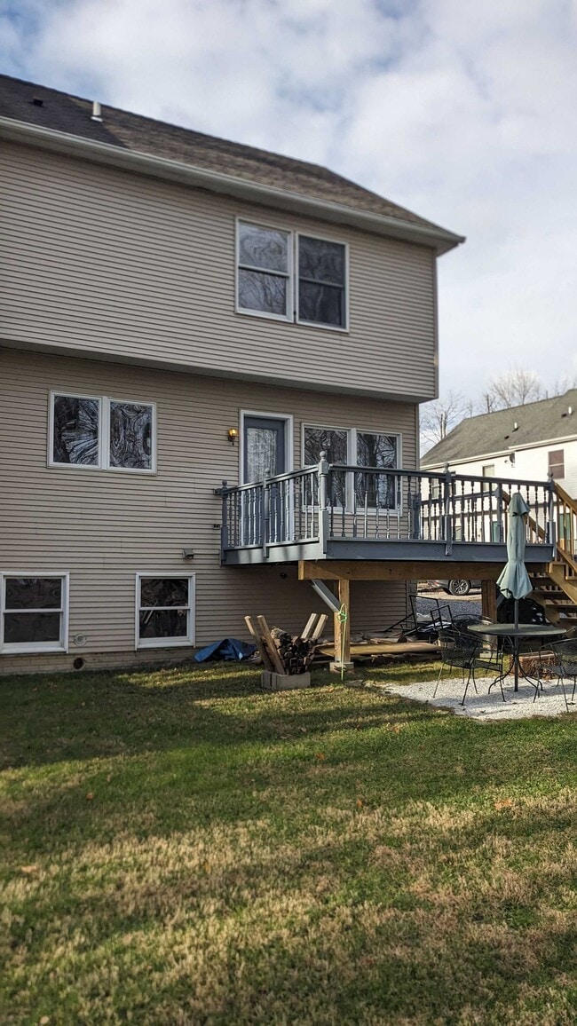 Photo - 10 Wells Woods Ln