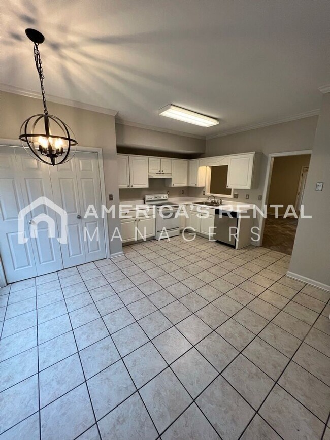 Photo - Townhome For Rent In Pelham!!! COMING SOON!!